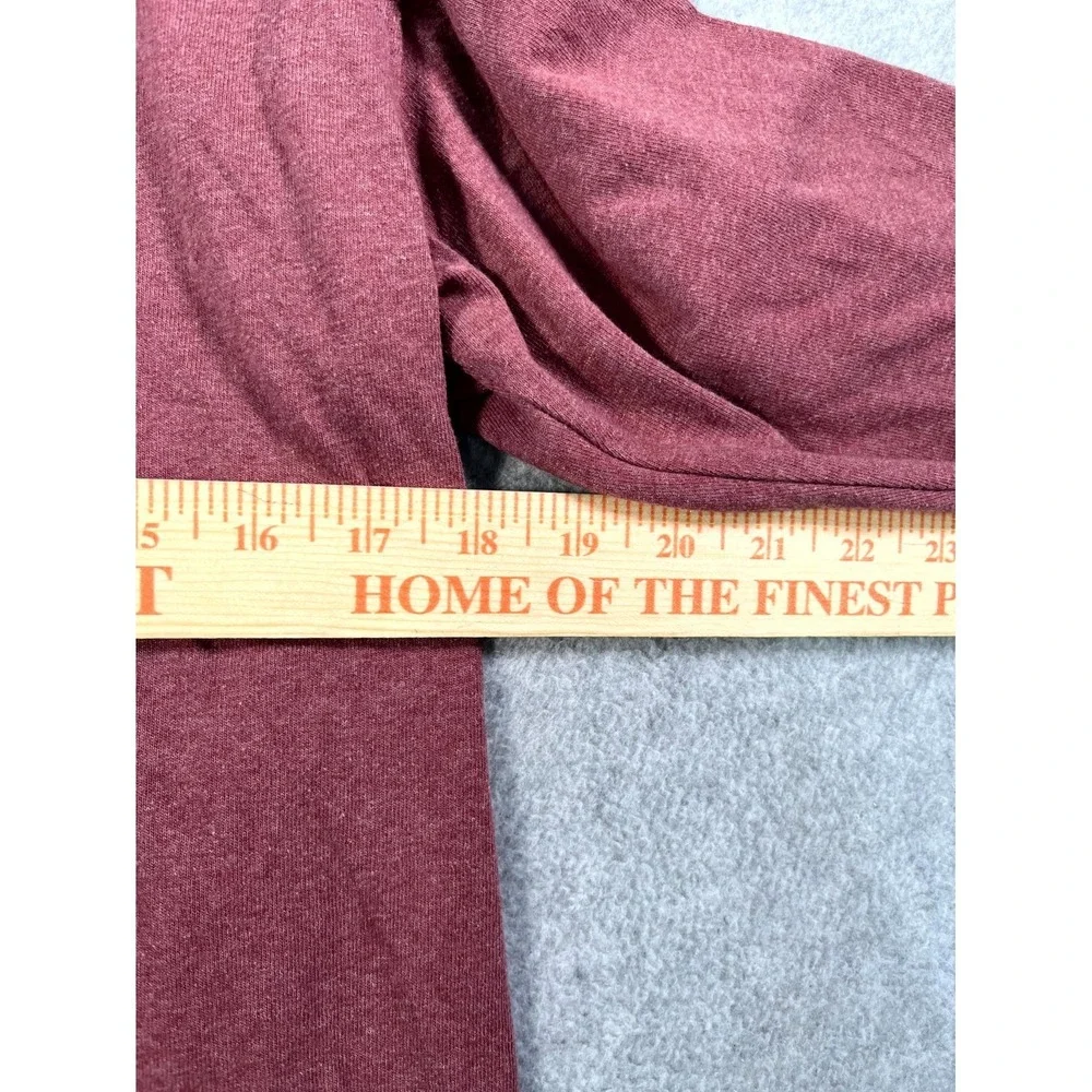 Carhartt Shirt Mens Small Red Cotton Graphic Logo Crew Neck Long Sleeve‎ Casual